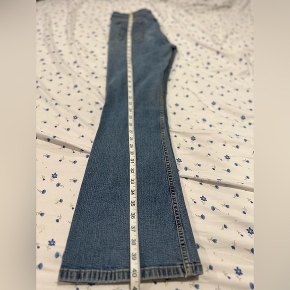 Vintage Levi 519 ‘04 Y2K Low Stretch Flare Jeans Juniors Size 9 JR M Dark Wash. - Picture 5 of 14